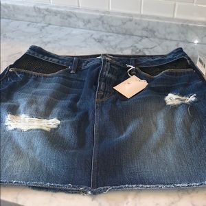 NWT. Good American 🇺🇸 skirt. Size 12.